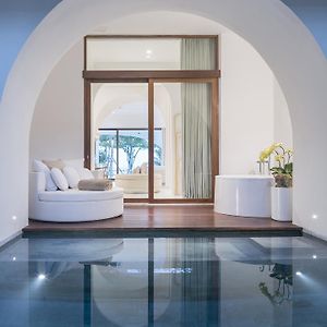 Suite Piscina con Vistas al Océano con Cama King